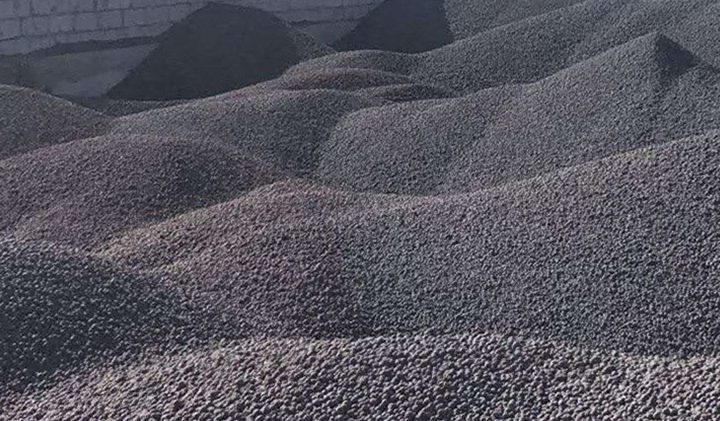 燒結球團為什么加煤粉？HLM1250中速煤磨機生產球團用煤粉200目，D80全通過