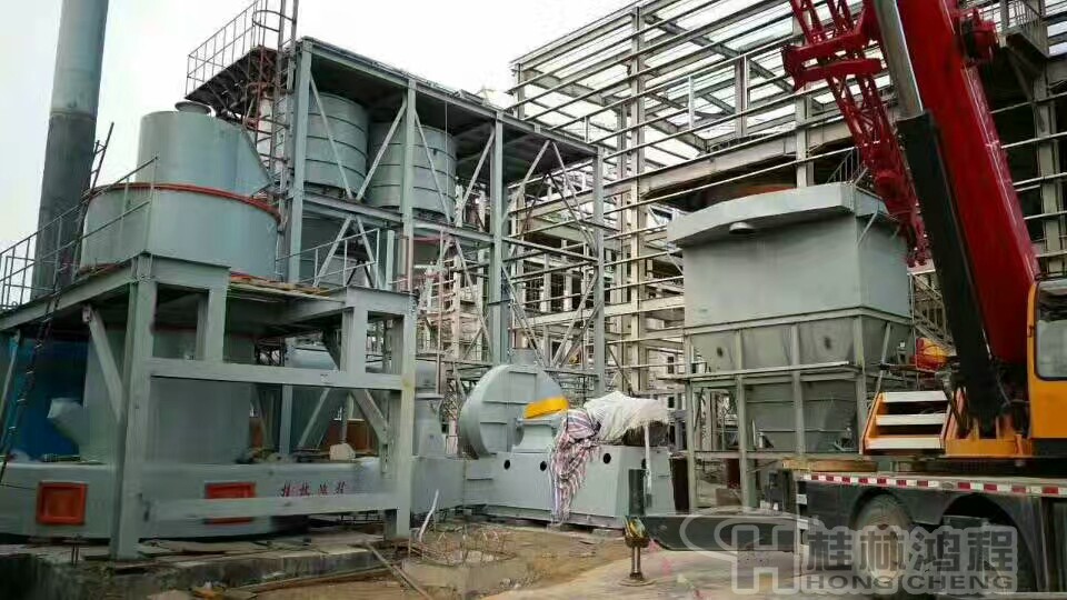 桂林鴻程磨粉機安裝團隊安裝磨粉機風(fēng)機 除塵設(shè)備 收塵系統(tǒng) 桂林鴻程磨粉機安裝團隊安裝磨粉機風(fēng)機 除塵設(shè)備 收塵系統(tǒng)