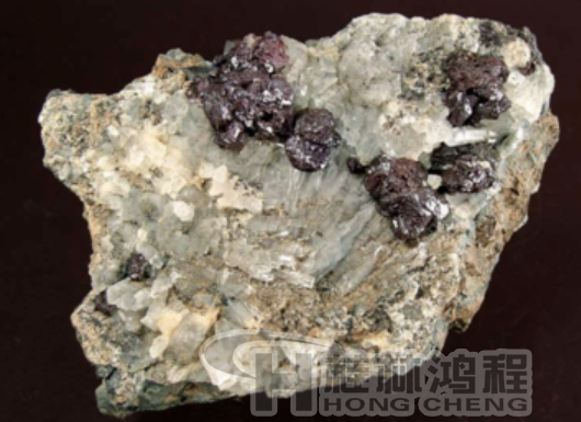 銀多金屬礦 銀多金屬礦