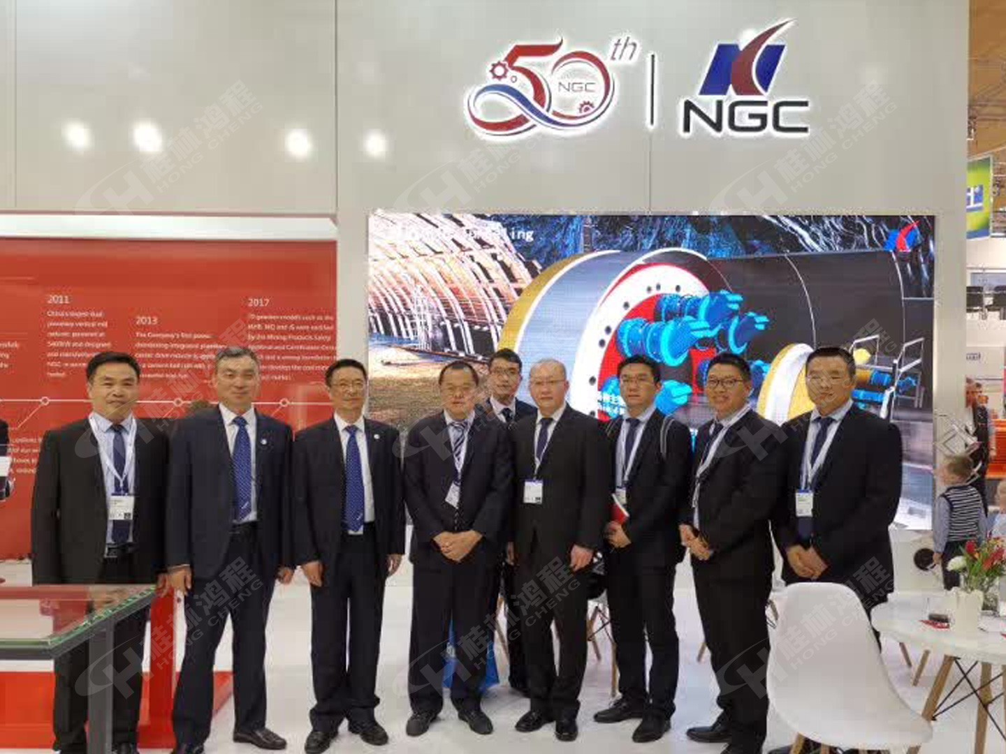 磨粉機(jī)廠家桂林鴻程參加漢諾威工業(yè)展學(xué)習(xí)德國(guó)人設(shè)計(jì) 磨粉機(jī)廠家桂林鴻程參加漢諾威工業(yè)展學(xué)習(xí)德國(guó)人設(shè)計(jì)